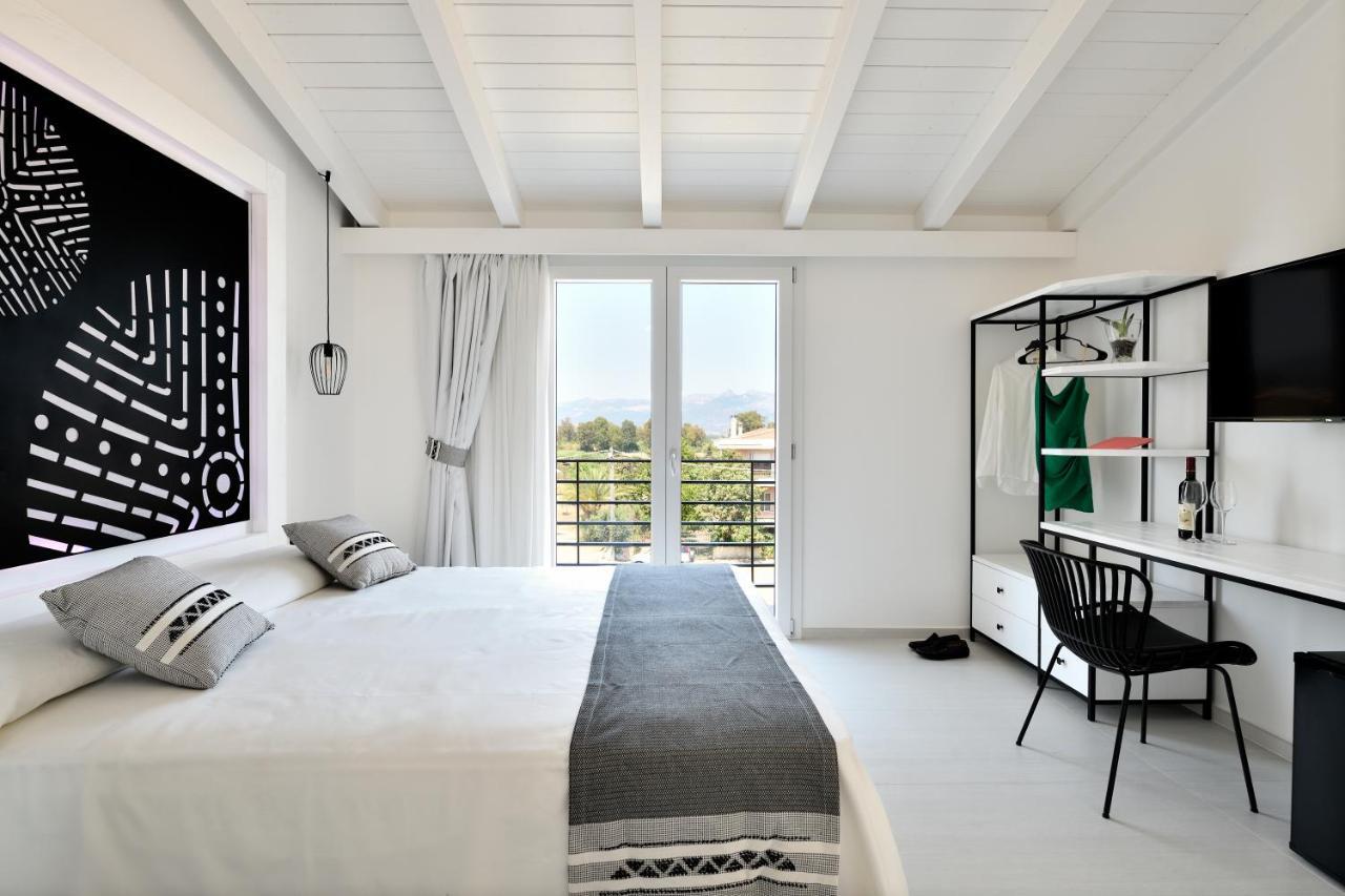 Cara A Bentu - Charming Rooms Tortoli Exterior photo
